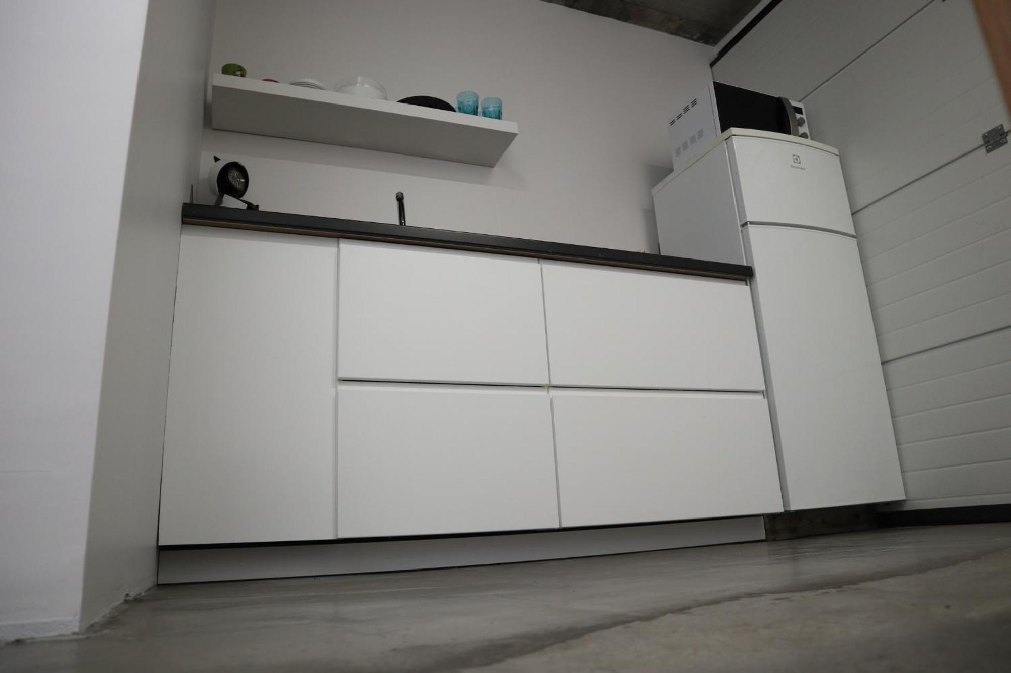 Modern Garage Suite - Free Parking & Self Check In Hveragerdi Exterior photo